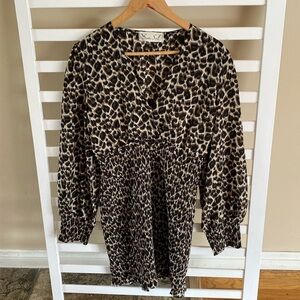 Santa Sofía Animal Print V Neck Long Sleeve Dress Size Medium